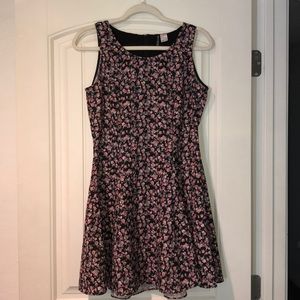 🌸Floral Midi Dress🌸